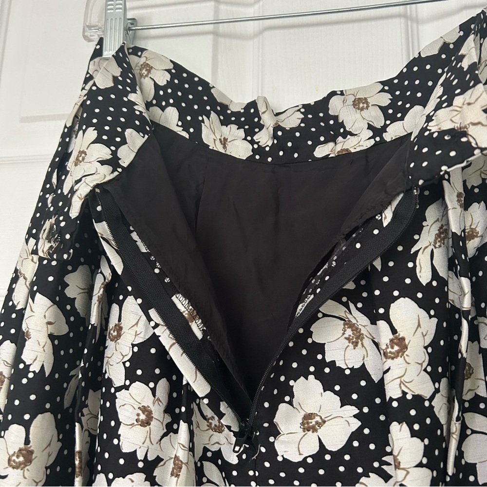 Vintage Black & White Floral Midi Skirt - Picture 3 of 4